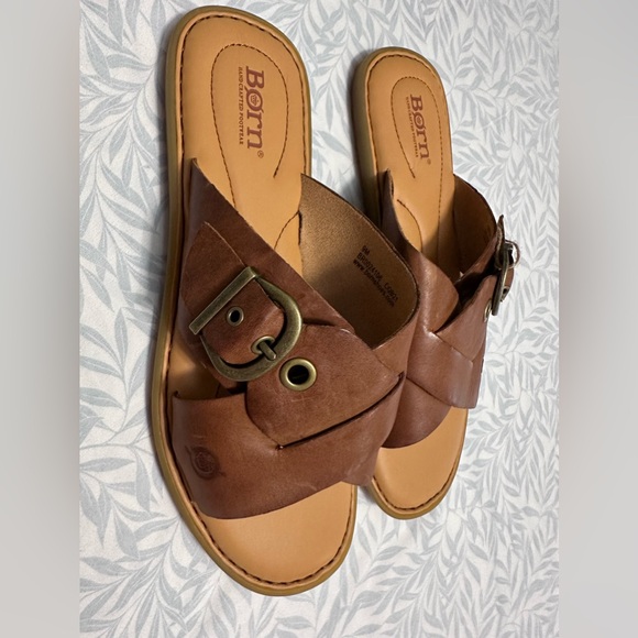 Born Raya sandals - Picture 3 of 8